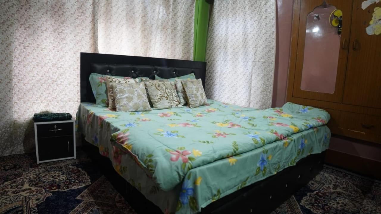 Wani Guest House 굴마르그 외부 사진